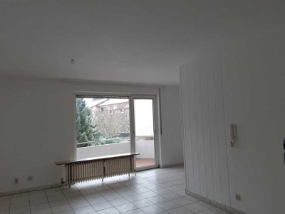 Attraktive 1-Zimmer-Wohnung mit Balkon in Bad Kreuznach Winzenheim
