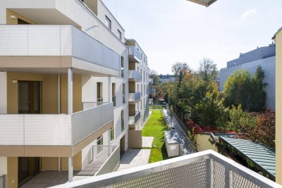 PROVISIONSFREI! Bezugsfertige 2-Zimmer-Wohnung mit Schrankraum, Balkon und Bad mit Fenster