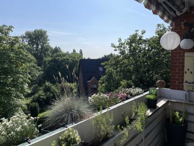 Gemütliche 3-Zimmerwohnung mit Balkon und Blick ins Grüne in Bergedorf