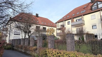 +++ NEU am Markt: Appartement mit Einbauküche und TG-Stellplatz im Univiertel ab sofort +++