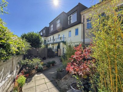 Erstbezug | Gesamte Etage - Wohnung und Büro mit hochwertiger Ausstattung | Parkett und bodentiefe Fenster