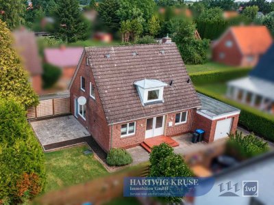 Leerstehend und bereit für frischen Wind - Modernisiertes Einfamilienhaus mitten in Wischhafen