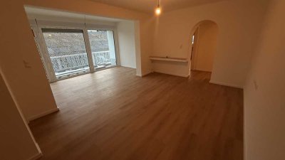 Helle 2-Zimmer Wohnung mit Balkon in Leverkusen-Quettingen-Biesenbach