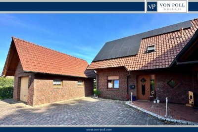 In bester Lage: Kleine Haushälfte mit Garten und Garage