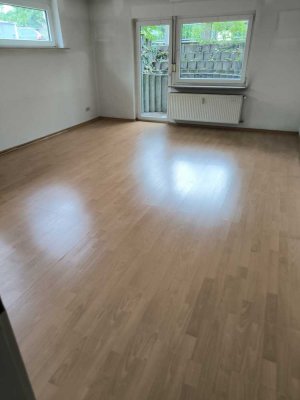 Ansprechende 3-ZKB-Souterrain-Whg. mit Terrasse in Pfungstadt-Eschollbrücken