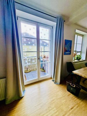 Fünf-Raum-Maisonette an den Elbwiesen!