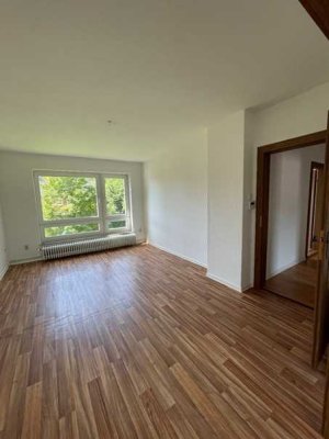 Ruhige und modernisierte 2,5-Zimmer-Wohnung mit gehobener Innenausstattung in Wilhelmshaven