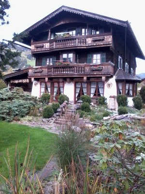 Attraktive 3-Raum-DG-Wohnung mit EBK und Balkon in Brixen im Thale