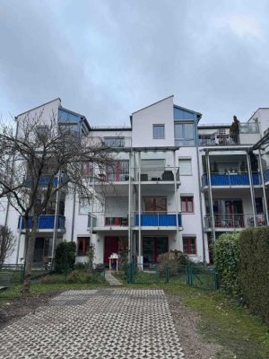 didem® | PROVISIONSFREI - 1-Zimmer-Wohnung mit großem Balkon in Augsburg-Pfersee