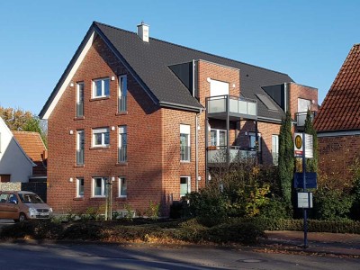 Neuwertige EG-Wohnung mit Terrasse
