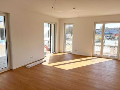 **ERSTBEZUG** moderne 3-Zi.-Whg., 2 exklusive Bäder, Balkon, Aufzug & TG-Stellplatz (Wallbox Option)