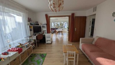 Helle 3-4 Zimmer Wohnung mit Balkon und Garten
