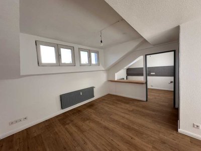 leerstehende modernisierte DG Wohnung in beliebter Lage