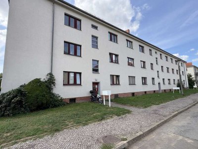 2-Raum-Wohnung mit Balkon & Tageslichtbad – Wohnen am idyllischen Poldereich