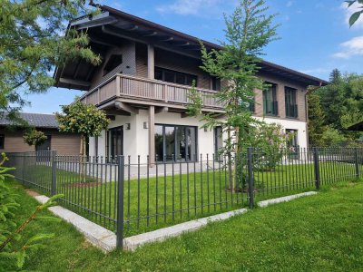 Wunderschönes, freistehendes Einfamilienhaus mit Bergblick im modernen Landhausstil