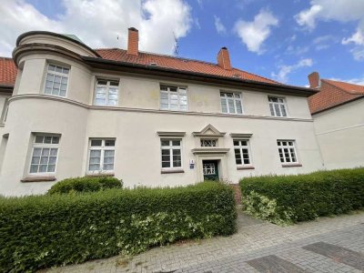 Helle, modernisierte 2-ZKB-Erdgeschosswohnung mit Dusche in Heppens zu vermieten!