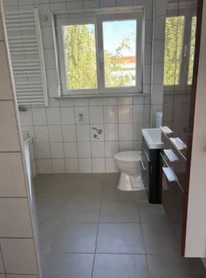 Wunderschöne 4-Zimmer-Wohnung in der Regensburger Altstadt - 10 Minuten zur Uni – ideale Frauen-WG