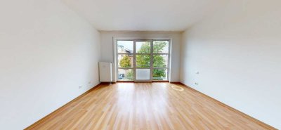 Seniorenresidenz am Connewitzer Hof: Barrierefreie Wohnung mit neuer Einbauküche und Balkon