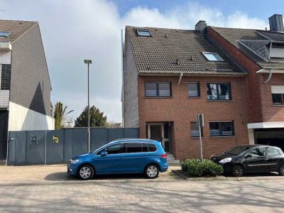 Attraktive und modernisierte DHH in zentraler Lage von Baesweiler-Setterich