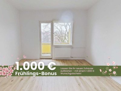 Sanierte 2,5-Zimmer-Altbauwohnung mit BALKON und EBK in Steglitz