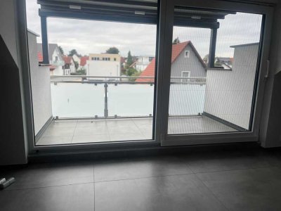 Exklusive 3-Zimmer-Dachgeschosswohnung mit Balkon und luxuriöser Ausstattung