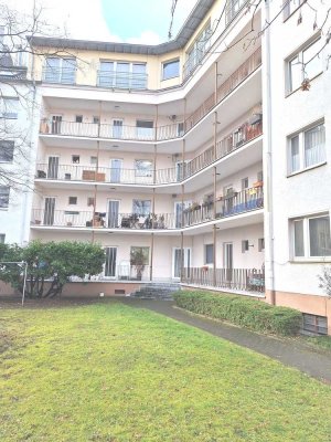 Attraktive Eigentumswohnung in Köln- Weidenpesch