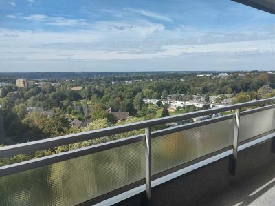 Exklusive ETW mit Panoramablick und Zugang zum hauseigenen Wellnessbereich in Essen-Kettwig