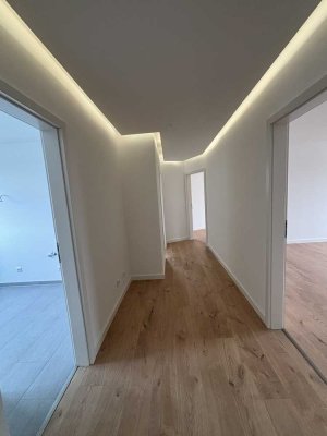 Hochwertig sanierte 2-Zimmer-Wohnung, Sorgenfreie Kapitalanlage o. Eigennutzung, provisionsfrei