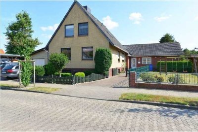 Schönes freistehendes Einfamilienhaus mit EBK in Cuxhaven-Sahlenburg direkt am Wernerwald