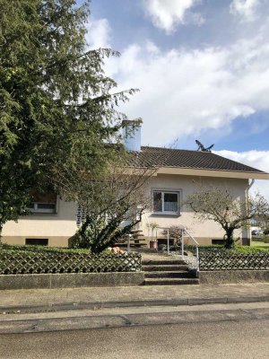 Modernisiertes 7,5-Zi.-Haus mit Garage in Rheinmünster