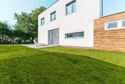 REIHENHAUS IM ERSTBEZUG IN RUHIGER SIEDLUNGSLAGE MIT GUTER ANBINDUNG