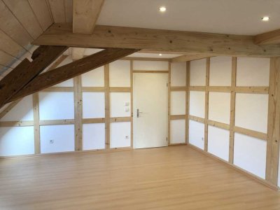 Neuwertige 3-Zimmer-Wohnung mit EBK in Gschwend