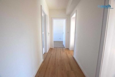 +++ Renovierte 3-Raumwohnung mit Balkon und Tageslichtbad +++
