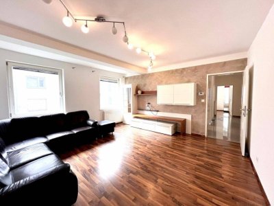 LICHTDURCHFLUTETE 3 - ZIMMER WOHNUNG NÄHE U1