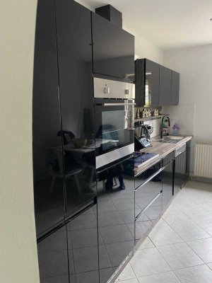 Perfektes Haus für Sie!  Reiheneckhaus mit Hof  in sehr guter Lage von Wiesbaden-Dotzheim
