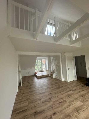 Frisch sanierte Maisonettewohnung in Hannover-List – Zentrale Lage mit Charme!
