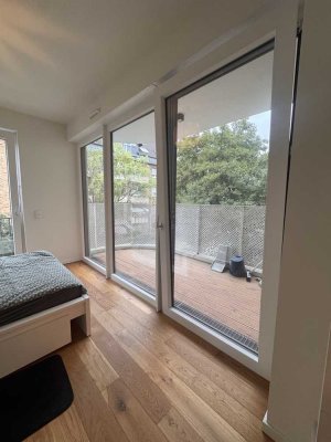 Geschmackvolle 2-Raum-Wohnung mit gehobener Innenausstattung mit Einbauküche in Düsseldorf