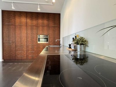 TOLLE, HELLE, MODERNE KÜNSTLER LOFT-WOHNUNG + AUFZUG IN BESTLAGE MITTE/P-BERG, PKW-STELLPLATZ