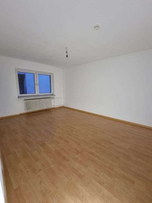 Schöne 2 Zimmer Wohnung in Rödelheim