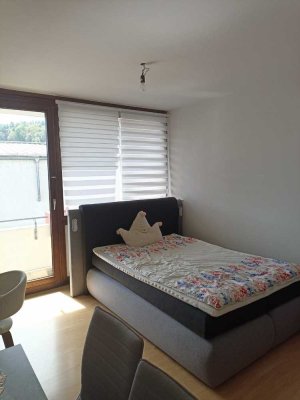 Exklusive, vollständig renovierte 1-Zimmer-Wohnung in Esslingen am Neckar