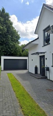 Möbliert,160m2,DHH,6Zimmer,Energiesparhaus,Garage,Wallbox,Klima