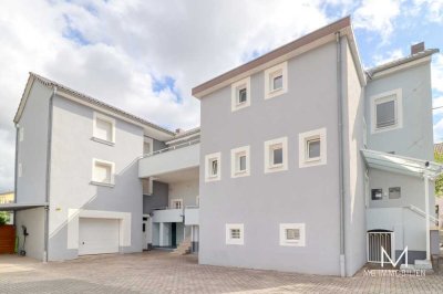 MG - Renoviertes Mehrfamilienhaus mit Büro nähe Homburg