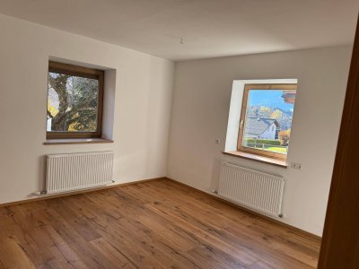 Komplett renovierte, schöne und helle 2 Zimmer Wohnung in Westendorf ab 1.12.
