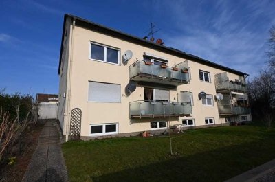 Schöne Etagenwohnung mit Balkon und Garage in Bischmisheim zu verkaufen