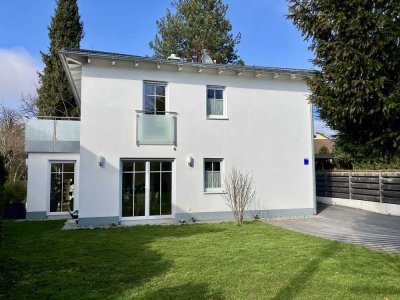 Modernes Einfamilienhaus mit Aufzug und wunderschönem Garten