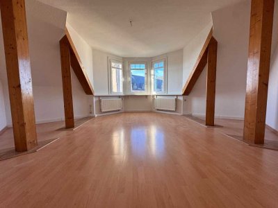 *2 Monate Kaltmietfrei* Geräumige Dachgeschosswohnung in Leipzig