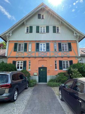 Stilvolle, renovierte 4-Zimmer-Whg mit Balkon / EBK Lindau 50 m Seeufer im Leuchtenbergweg
