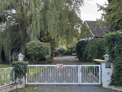 Gepflegtes 6-Zimmer-Haus mit EBK in Bad