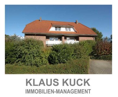 Stilvolle Dachgeschosswohnung mit 3 Zimmer, Küche, Bad  in Zetel, Am Wall 4