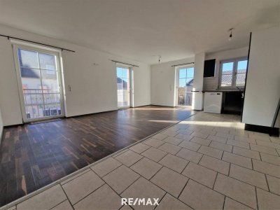 Moderne 2.Zi.-Wohnung mit Balkon im Zentrum